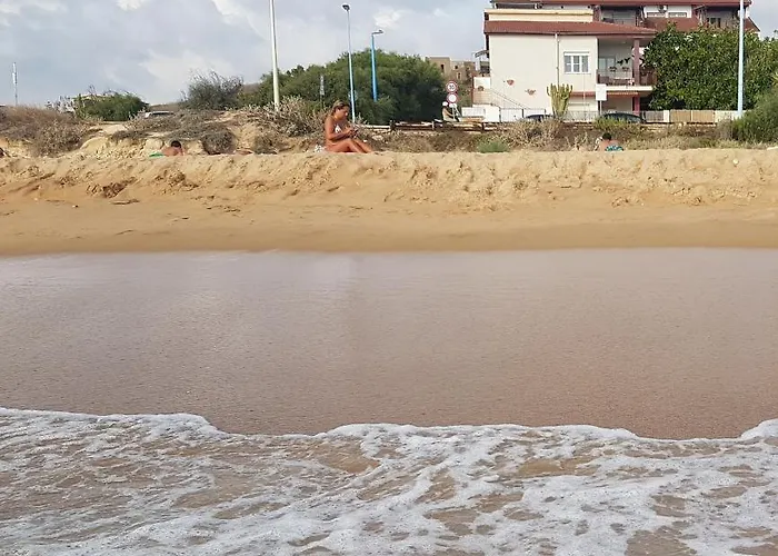 House Mizzica Che Mare! 別荘